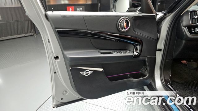 MINI Cooper Countryman Classic Plus Launch Pack 2nd Gen 2024 — фото 24