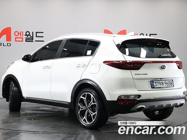 Kia Sportage The Bold Diesel 2.0 2WD Prestige 2021 — фото 2