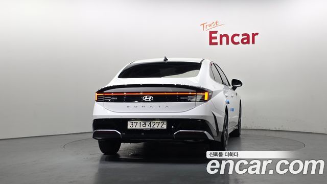 Hyundai Sonata The Edge (DN8) 2.0 Premium 2025 — фото 4