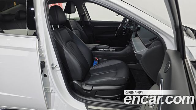 Hyundai Sonata The Edge (DN8) 2.0 Premium 2025 — фото 12