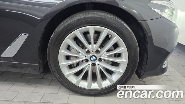 BMW 5 Series (G30) 530i Luxury Plus 2020 — фото 21