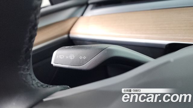 Tesla Model Y Performance AWD 2024 — фото 29