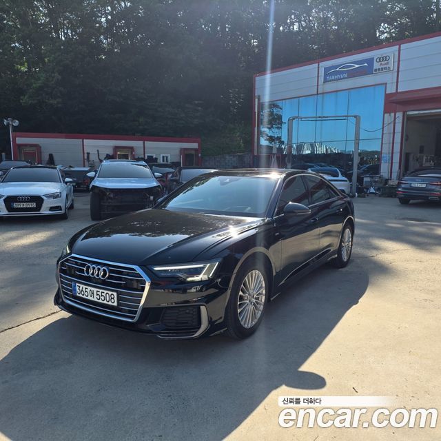 Audi A6 (C8) 45 TFSI Quattro Premium 2021 — фото 2