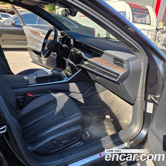 Audi A6 (C8) 45 TFSI Quattro Premium 2021 — фото 16