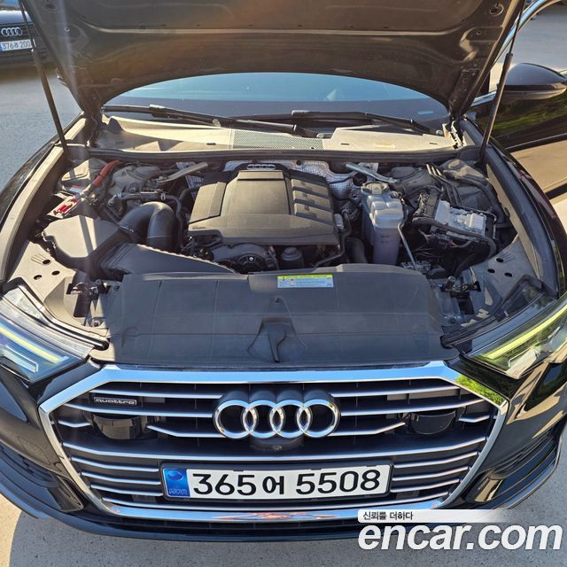 Audi A6 (C8) 45 TFSI Quattro Premium 2021 — фото 24