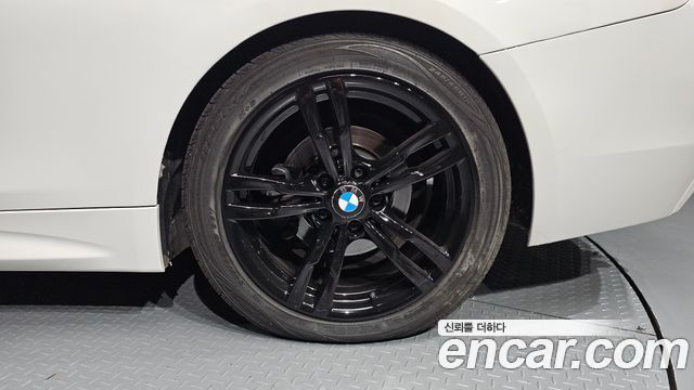 BMW 4 Series (F32) 428i M Sport Convertible 2014 — фото 21