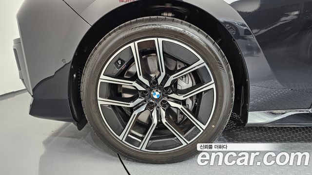 BMW 7 Series (G70) 740i xDrive M Sport 2025 — фото 5