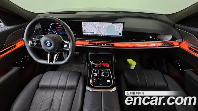 BMW 7 Series (G70) 740i xDrive M Sport 2025 — фото 7
