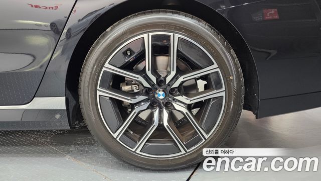BMW 7 Series (G70) 740i xDrive M Sport 2025 — фото 21
