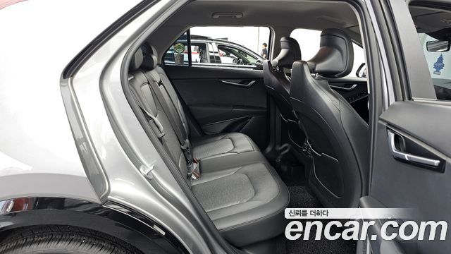 Kia Niro Prestige 2022 — фото 12