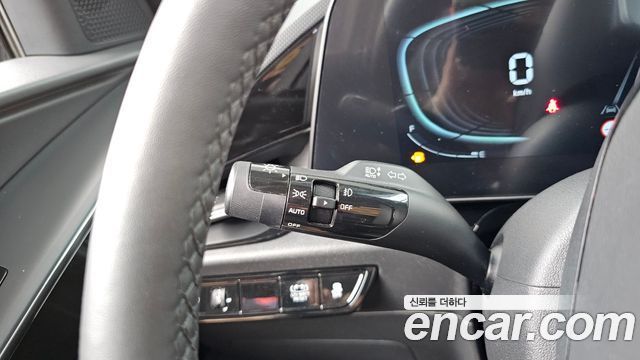 Kia Niro Prestige 2022 — фото 18