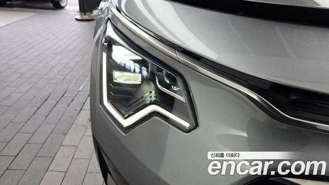 Kia Niro Prestige 2022 — фото 22