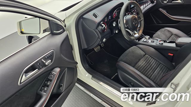 Mercedes-Benz GLA-Class (X156) GLA45 AMG 4MATIC 2019 — фото 10