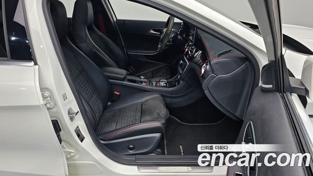 Mercedes-Benz GLA-Class (X156) GLA45 AMG 4MATIC 2019 — фото 26