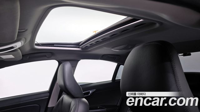 Volvo S60 D3 2nd 2016 — фото 12