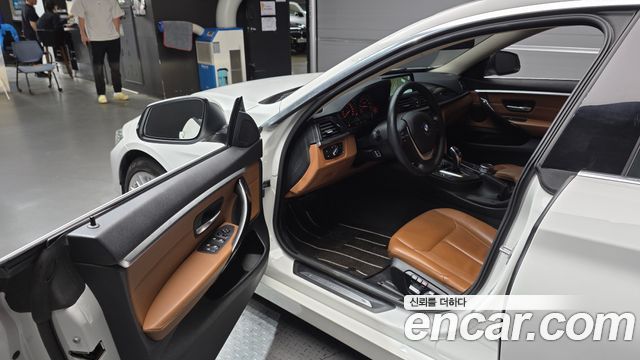 BMW 4 Series (F32) 420i Luxury GranCoupe 2016 — фото 10