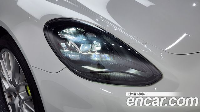 Porsche Panamera (971) 2.9 AWD E-Hybrid 2018 — фото 28