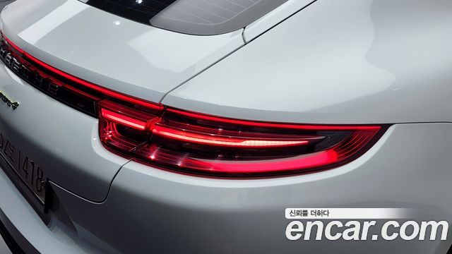 Porsche Panamera (971) 2.9 AWD E-Hybrid 2018 — фото 29