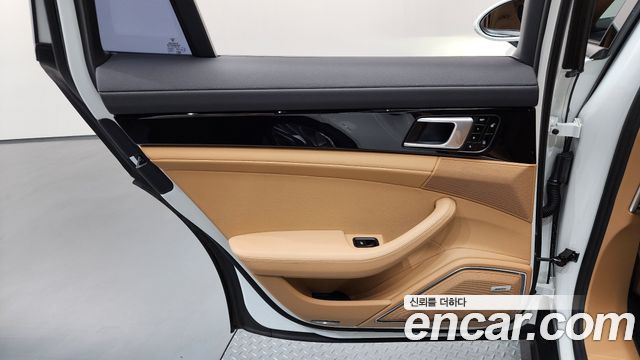Porsche Panamera (971) 2.9 AWD E-Hybrid 2018 — фото 31