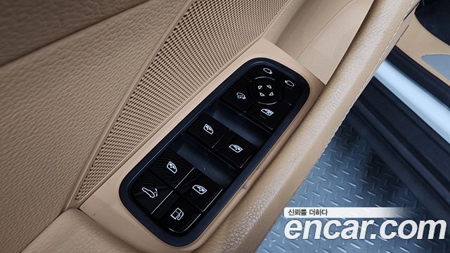 Porsche Panamera (971) 2.9 AWD E-Hybrid 2018 — фото 43