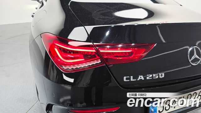 Mercedes-Benz CLA-Class (C118) CLA250 4MATIC 2022 — фото 23