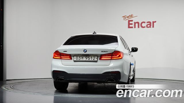 BMW 5 Series (G30) 530i xDrive M Sport Package Plus 2017 — фото 4