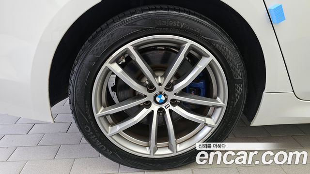 BMW 5 Series (G30) 530i xDrive M Sport Package Plus 2017 — фото 5