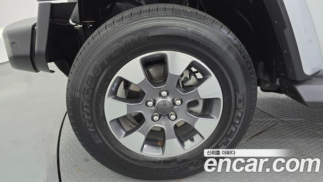 Jeep Wrangler (JL) 2.0 Overland Power Top 4Door 2022 — фото 5