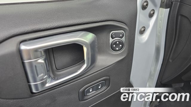 Jeep Wrangler (JL) 2.0 Overland Power Top 4Door 2022 — фото 40