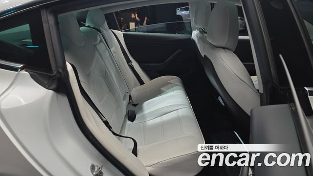 Tesla Model 3 Long Range AWD 2020 — фото 11