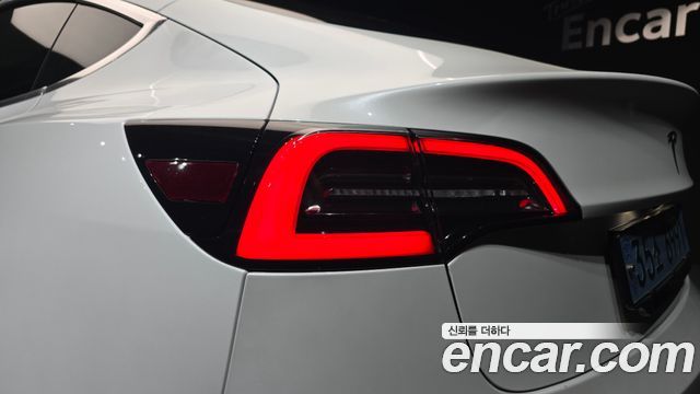 Tesla Model 3 Long Range AWD 2020 — фото 23