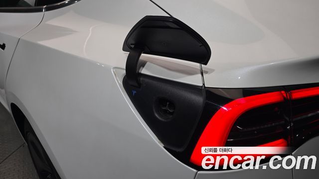 Tesla Model 3 Long Range AWD 2020 — фото 29