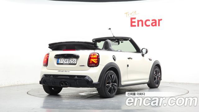 MINI Cooper S Convertible JCW 3rd 2022 — фото 2