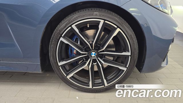 BMW 4 Series (G22) 430i First Edition Convertible 2021 — фото 21
