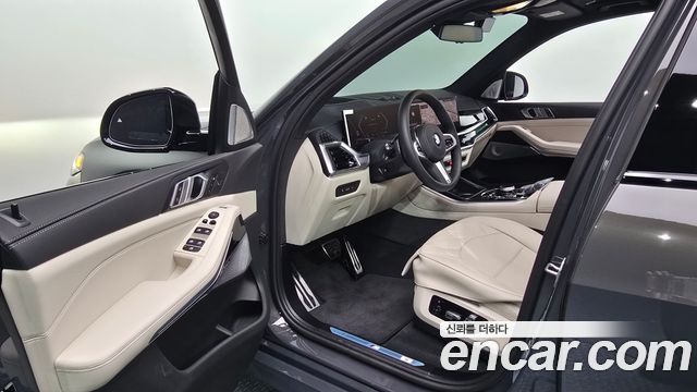 BMW X5 (G05) xDrive 40i M Sport Pro Special Edition 2025 — фото 10