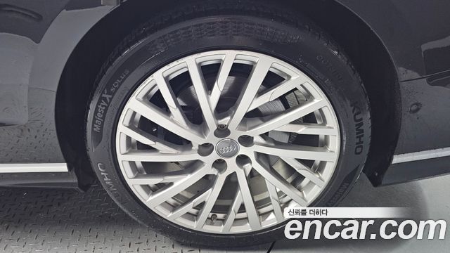Audi A8 (D5) 55 TFSI Quattro LWB 2020 — фото 27