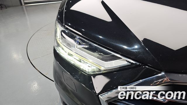 Audi A8 (D5) 55 TFSI Quattro LWB 2020 — фото 28