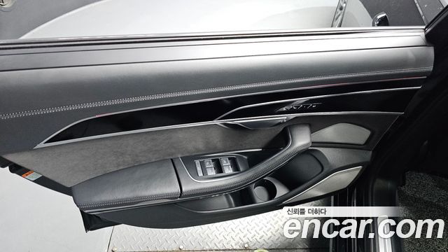 Audi A8 (D5) 55 TFSI Quattro LWB 2020 — фото 30