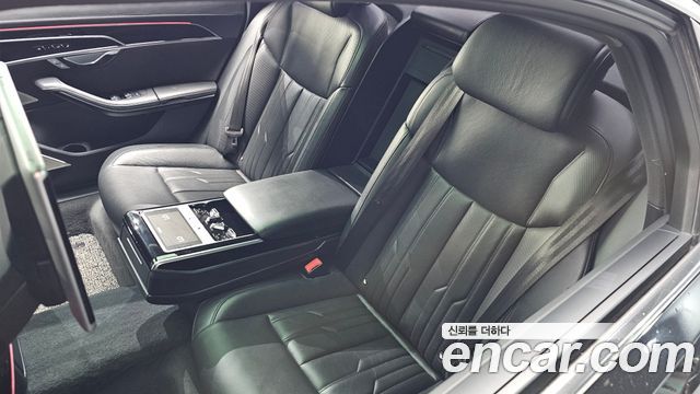 Audi A8 (D5) 55 TFSI Quattro LWB 2020 — фото 39