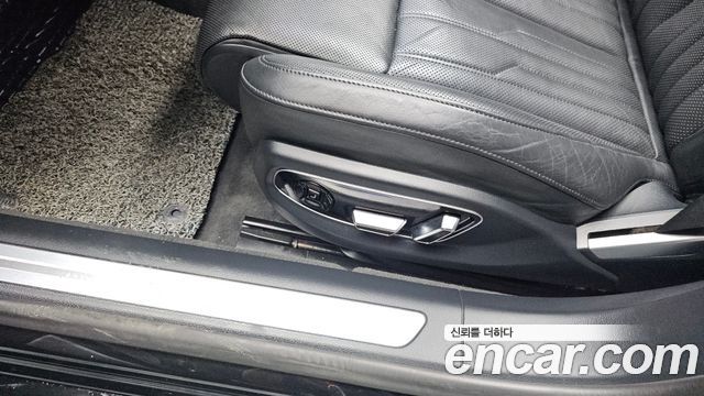 Audi A8 (D5) 55 TFSI Quattro LWB 2020 — фото 43