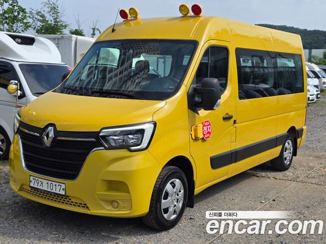 Renault Korea Master School Bus 15-Seater 2020 — фото 1