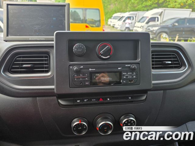 Renault Korea Master School Bus 15-Seater 2020 — фото 10