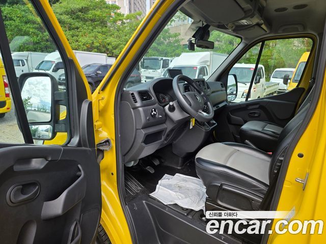 Renault Korea Master School Bus 15-Seater 2020 — фото 18