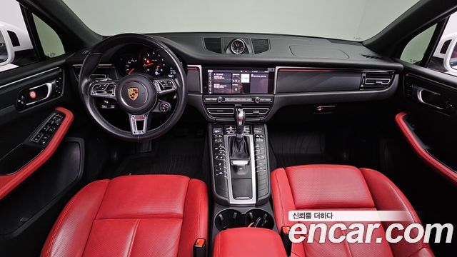 Porsche Macan 2.0 95B 2021 — фото 7
