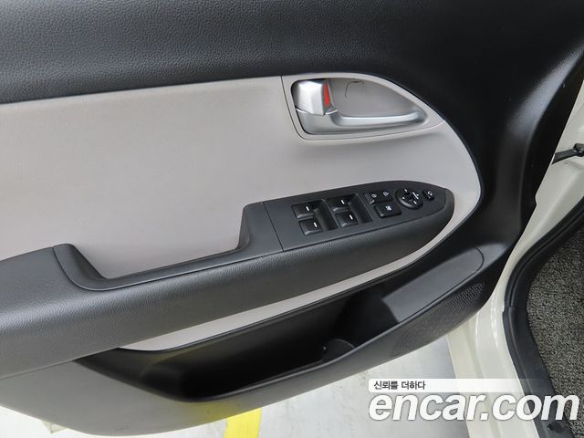 Kia Ray Van 2-Seater Prestige 2024 — фото 16