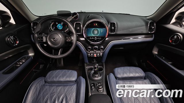 MINI Cooper S Countryman ALL4 Classic Launch Pack 2nd 2023 — фото 7