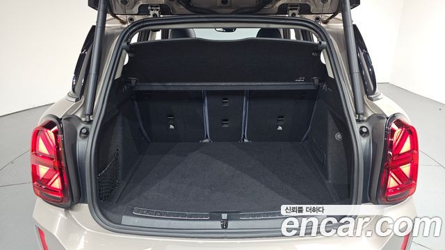 MINI Cooper S Countryman ALL4 Classic Launch Pack 2nd 2023 — фото 20