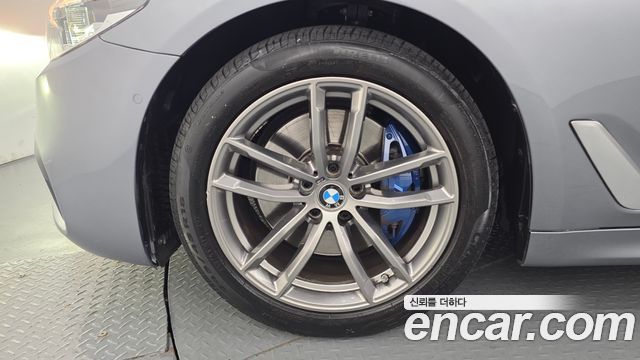 BMW 5 Series (G30) 530i M Sport Package Plus 2018 — фото 5