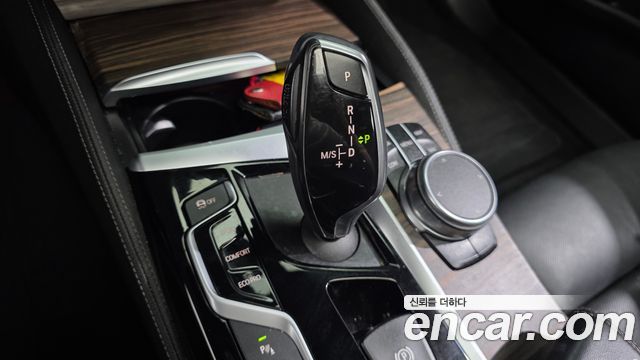 BMW 5 Series (G30) 530i M Sport Package Plus 2018 — фото 9