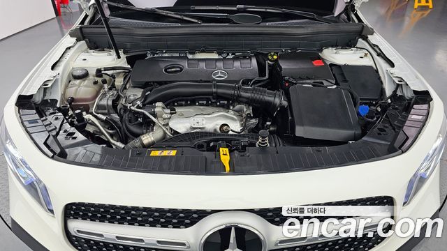 Mercedes-Benz GLB-Class (X247) GLB250 4MATIC 2023 — фото 6